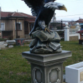 Eagle + Pedestal - 1200